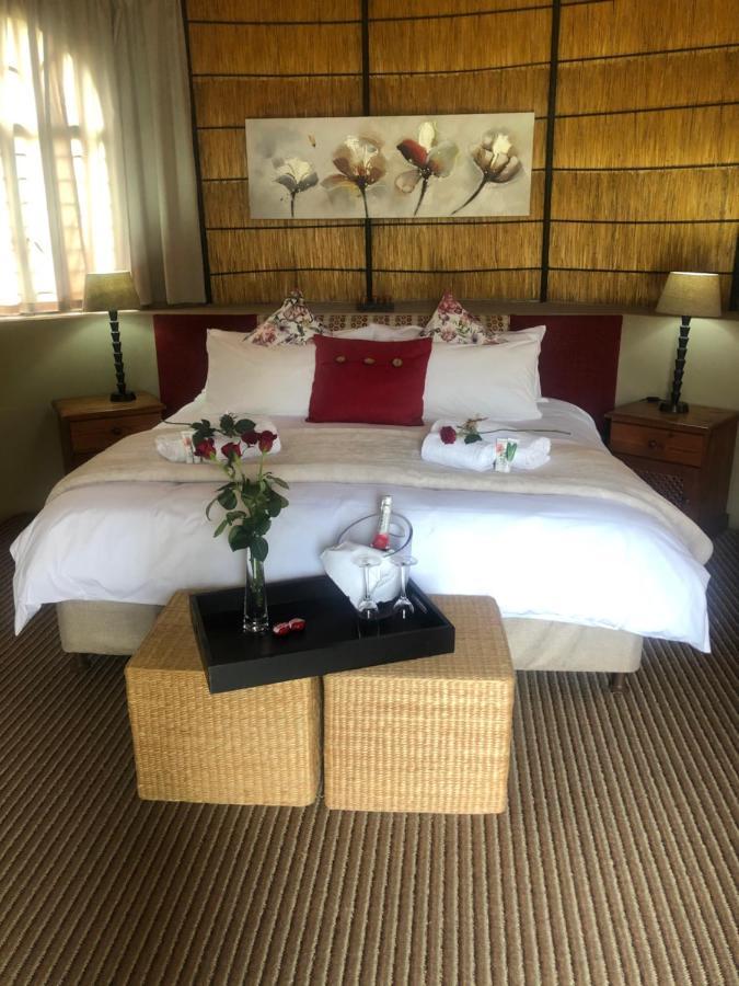 Jock Of The Bushveld Hotel Barberton Kültér fotó